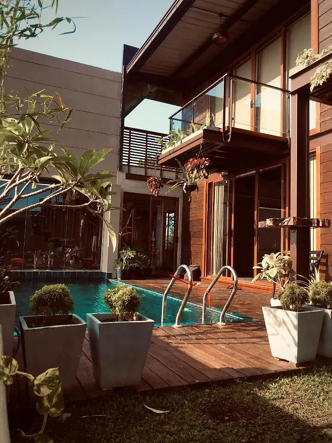 Penton45 - Luxury Penthouse Apartment Negombo