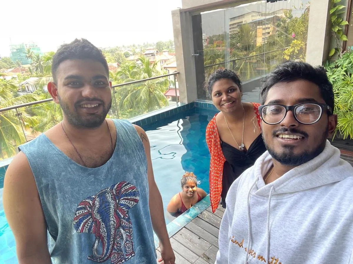 Penton45 - Luxury Penthouse Apartment Negombo