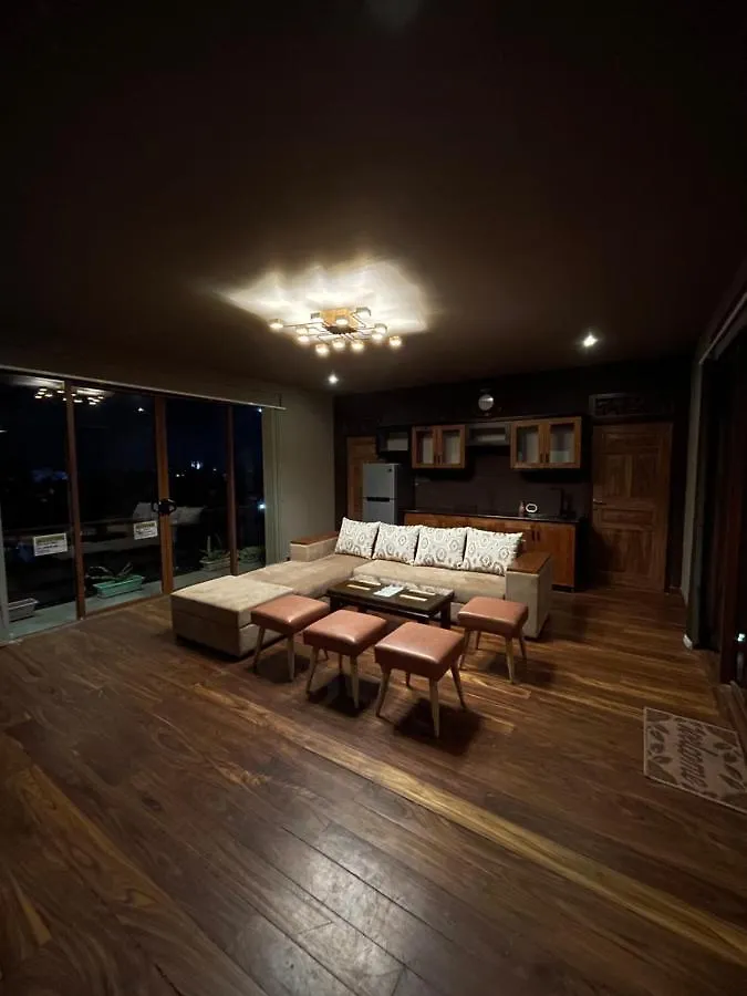 Penton45 - Luxury Penthouse Apartment Negombo
